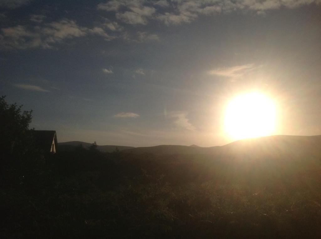 Emlagh East Brownes B&B 외부 사진