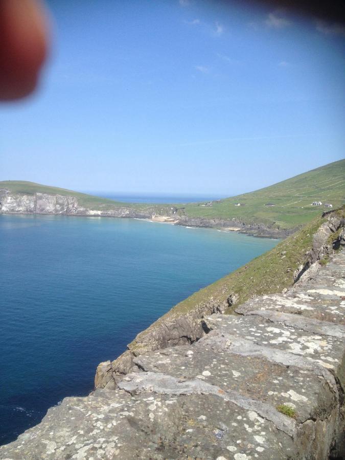 Emlagh East Brownes B&B 외부 사진
